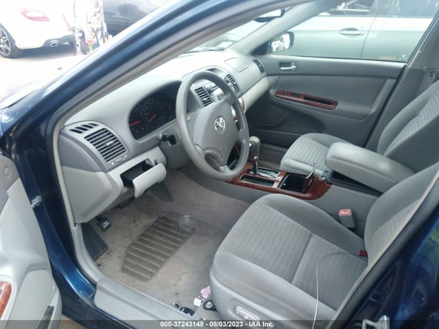 Продаж на аукціоні авто 2005 Toyota Camry Le/se/xle, vin: 4T1BE30K35U010594, номер лоту: 37243148
