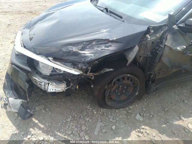 19XFC2F52HE017370 Honda Civic Sedan Lx