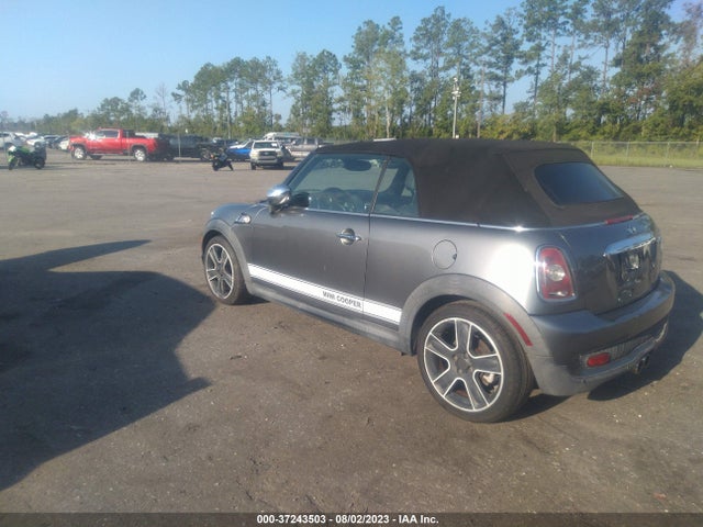 2009 MINI COOPER CONVERTIBLE S VIN: WMWMS33589TY07749