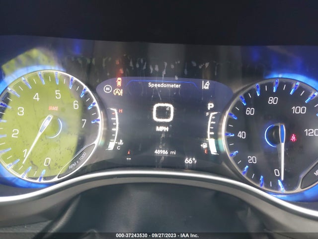 2C4RC1GG2JR154885 Chrysler Pacifica Limited