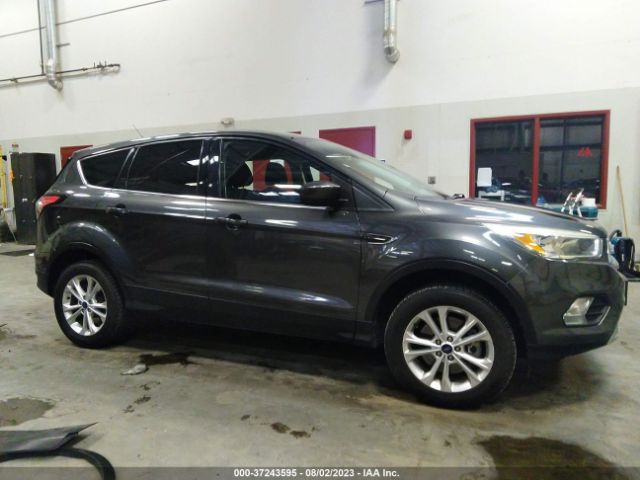 1FMCU9G94HUB81842 Ford ESCAPE SE