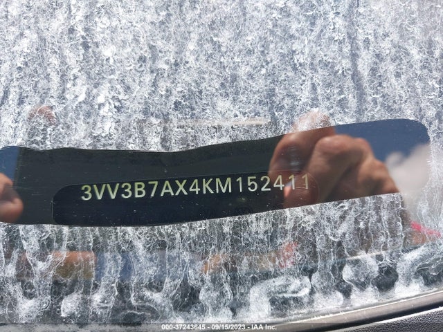 3VV3B7AX4KM152411 Volkswagen TIGUAN SE