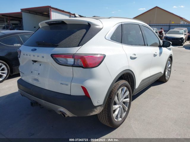 1FMCU9J97NUB55854 Ford Escape Titanium