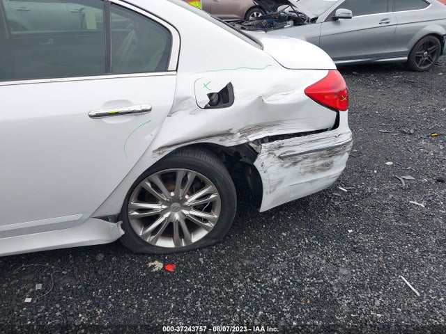 2013 HYUNDAI GENESIS 3.8L VIN: KMHGC4DDXDU258420