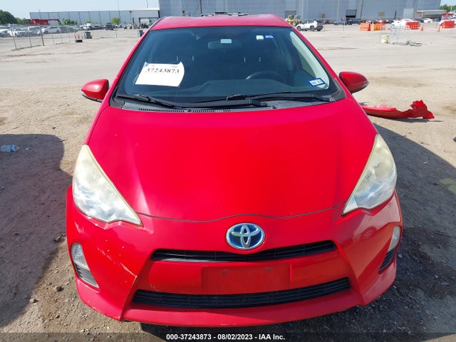 Toyota Prius C One/three/two/four 2014 JTDKDTB38E1561926 Image 13