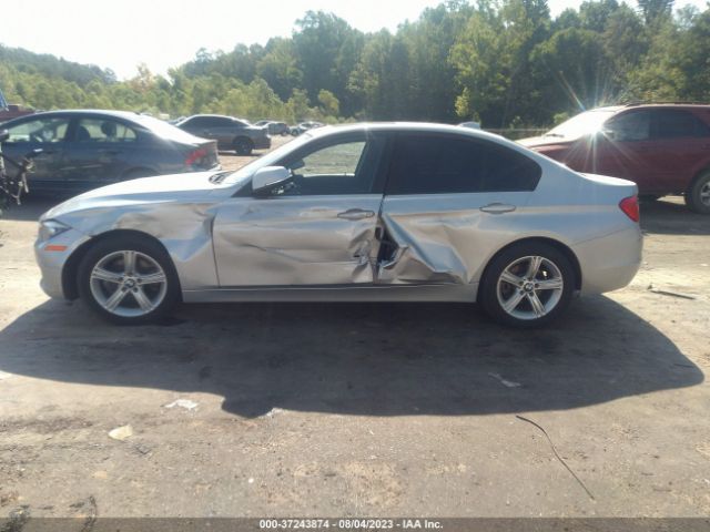 WBA3B1G55FNT01676 BMW 3 Series 320i