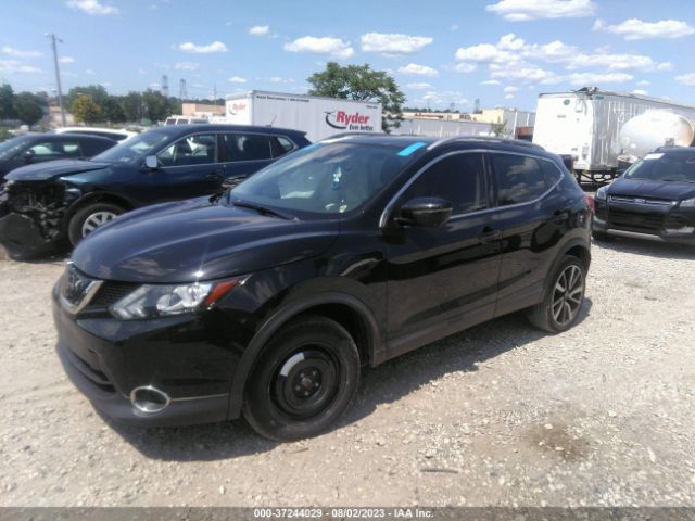 JN1BJ1CRXJW265936 Nissan Rogue Sport Sl