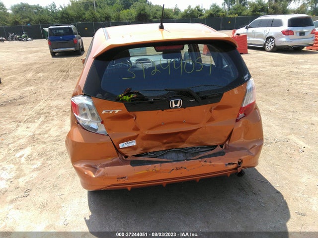 2009 HONDA FIT SPORT VIN: JHMGE88489S025816