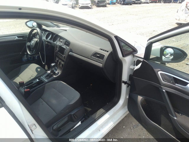 2015 Volkswagen Golf, VIN: WVWKP7AU3FW905577