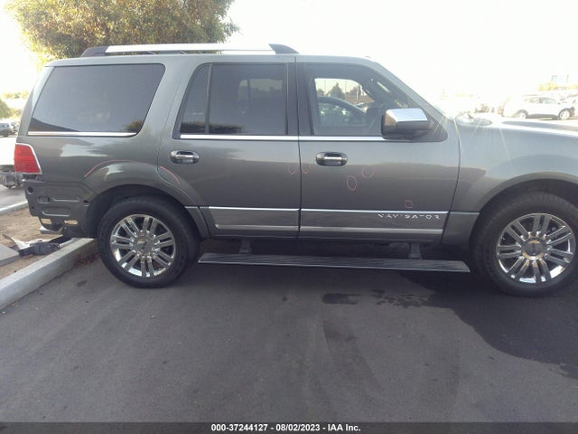2010 Lincoln Navigator მანქანა იყიდება აუქციონზე, vin: 5LMJJ2H57AEJ02535, აუქციონის ნომერი: 37244127