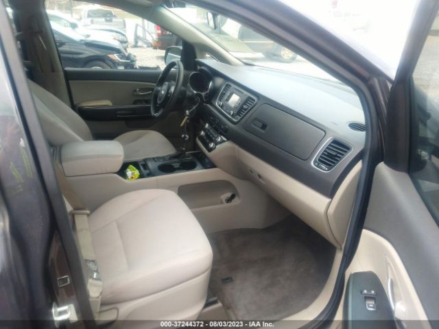 KNDMB5C16G6200983 KIA SEDONA LX