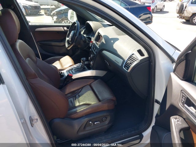 WA1DGAFP7EA082229 Audi Q5 Premium Plus