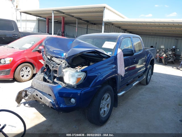 Toyota Tacoma Prerunner 2015 5TFJU4GN8FX068970 Image 2