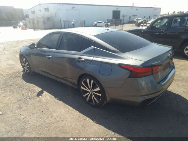 1N4AL4CVXLC155965 Nissan Altima 2.0 Sr