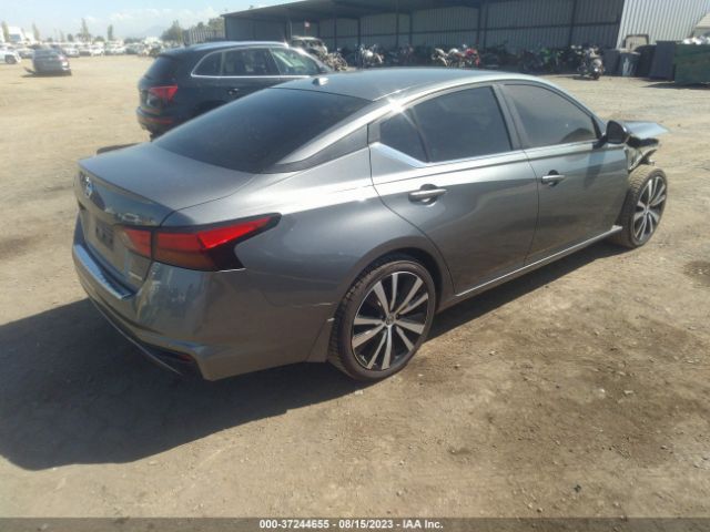 1N4AL4CVXLC155965 Nissan Altima 2.0 Sr