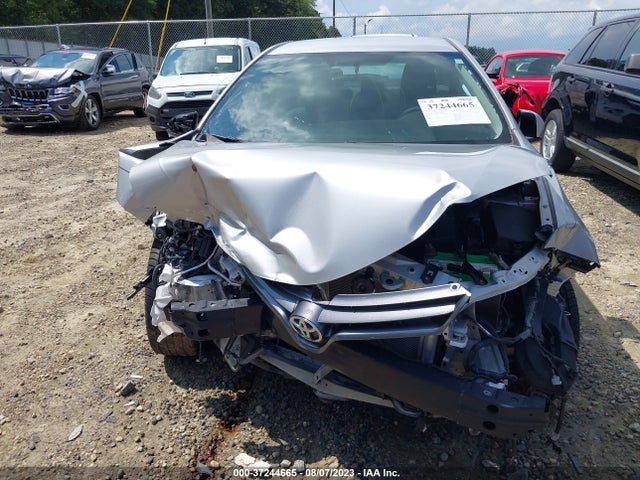Toyota Corolla Le Plus 2015 2T1BURHEXFC263080 Image 13