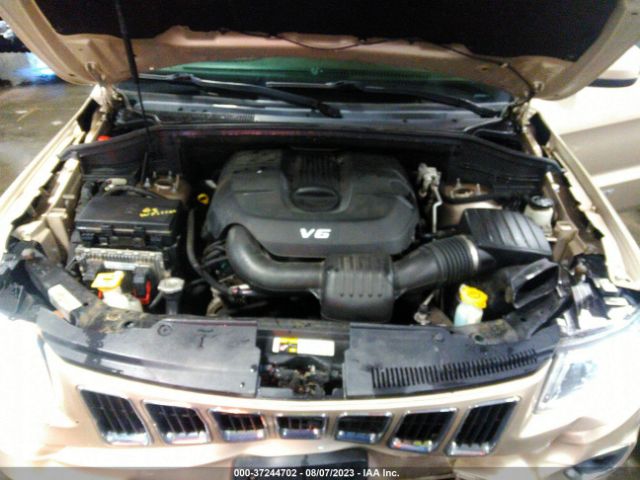 1C4RJFAG7EC473886 Jeep Grand Cherokee Laredo