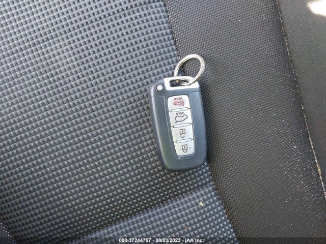 2013 HYUNDAI ELANTRA GT VIN: KMHD35LE7DU115508
