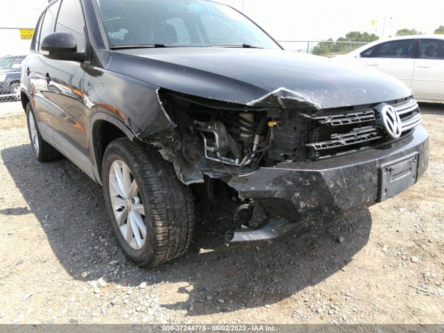 WVGBV7AX1HK052182 Volkswagen TIGUAN