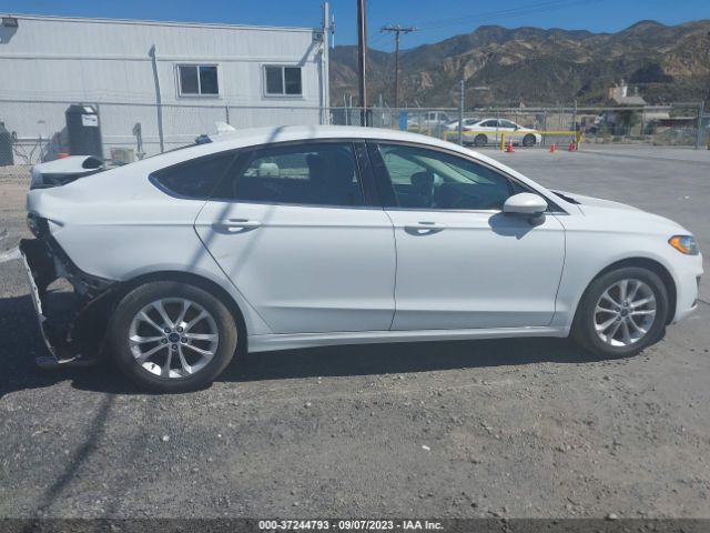 3FA6P0HD4KR276557 Ford FUSION SE