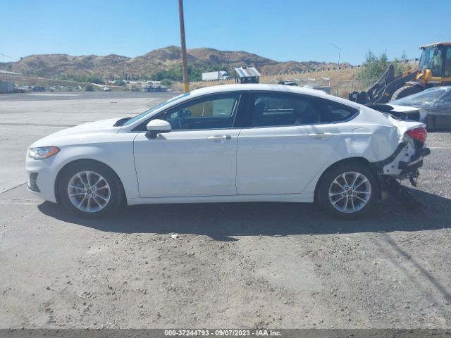 3FA6P0HD4KR276557 Ford FUSION SE