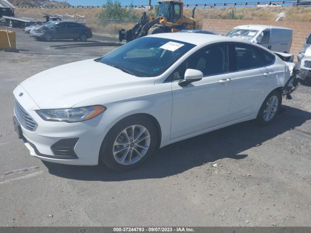3FA6P0HD4KR276557 Ford FUSION SE