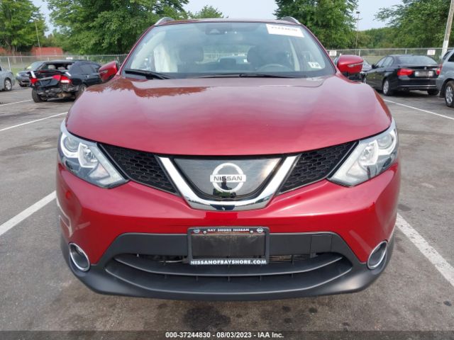 JN1BJ1CR8KW331532 Nissan Rogue Sport Sv