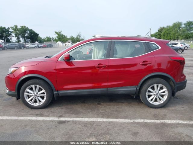 JN1BJ1CR8KW331532 Nissan Rogue Sport Sv
