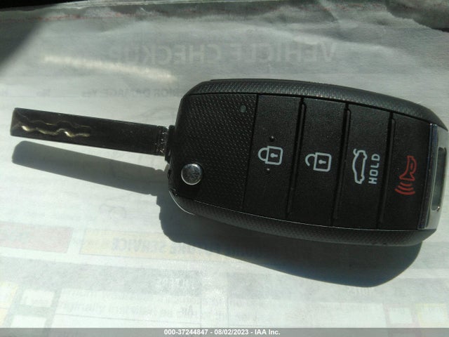 KIA Optima Lx 2016 5XXGT4L3XGG083058 Image 3