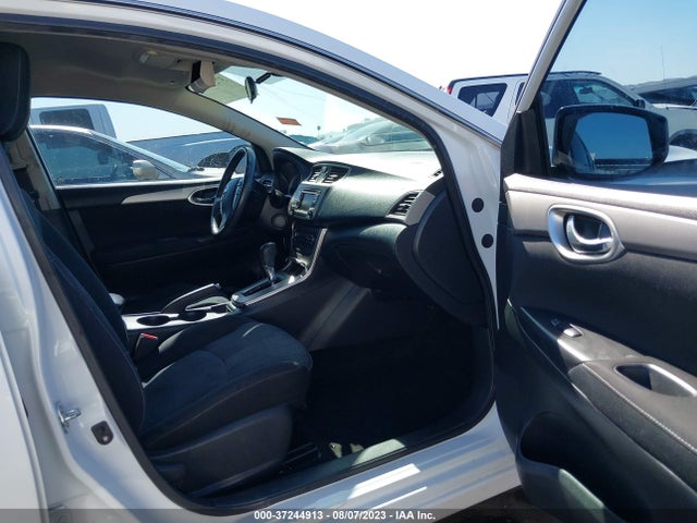 2015 NISSAN SENTRA SV VIN: 3N1AB7AP2FL670571