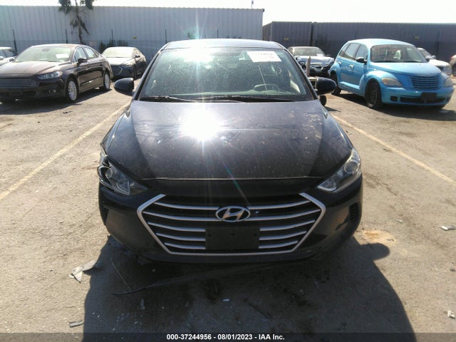 2018 HYUNDAI ELANTRA SE VIN: 5NPD74LF9JH317672