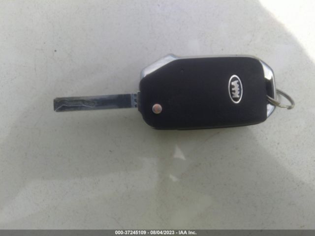 3KPF24AD1ME355060 KIA Forte Lxs
