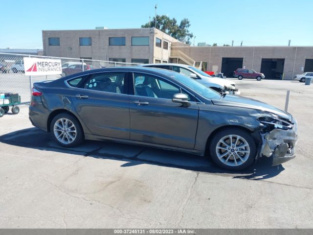 3FA6P0SU1KR178014 Ford Fusion Energi Titanium