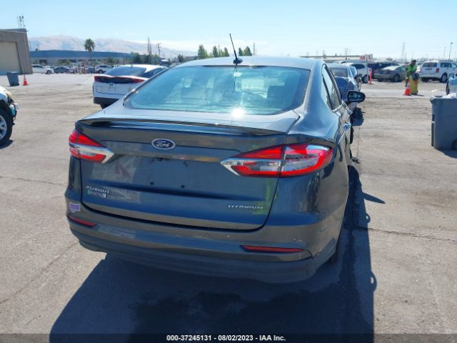 3FA6P0SU1KR178014 Ford Fusion Energi Titanium