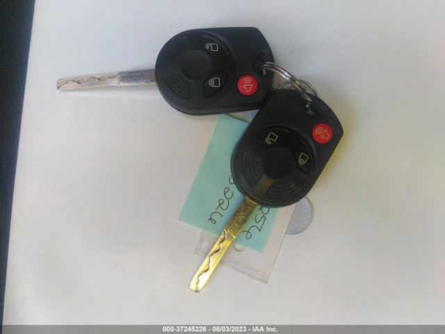 1FMCU9GX8GUC46026 Ford ESCAPE SE