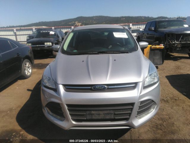 1FMCU9GX8GUC46026 Ford ESCAPE SE