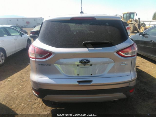 1FMCU9GX8GUC46026 Ford ESCAPE SE
