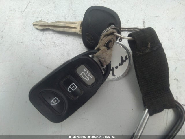 2012 HYUNDAI ELANTRA GLS VIN: 5NPDH4AE0CH088714