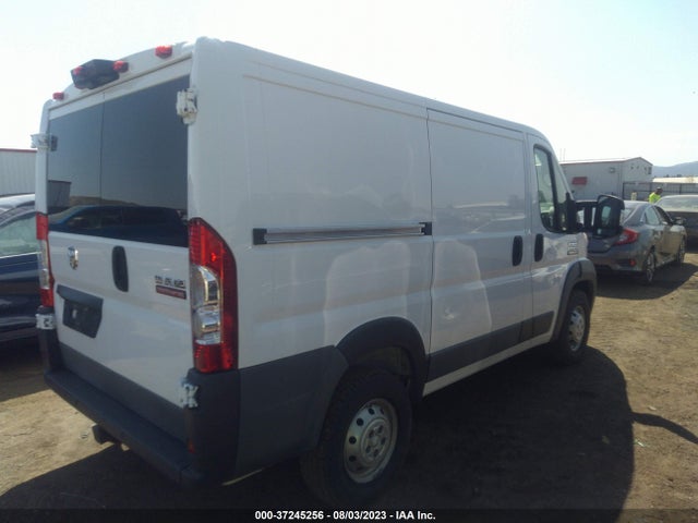 3C6TRVNG8JE100532 RAM Promaster Cargo Van