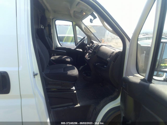 3C6TRVNG8JE100532 RAM Promaster Cargo Van
