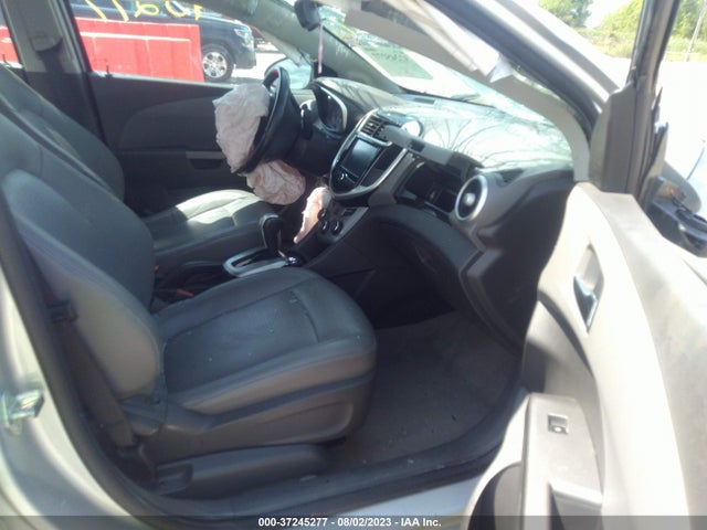 Chevrolet Sonic Premier 2017 1G1JF5SB9H4124859 Image 5