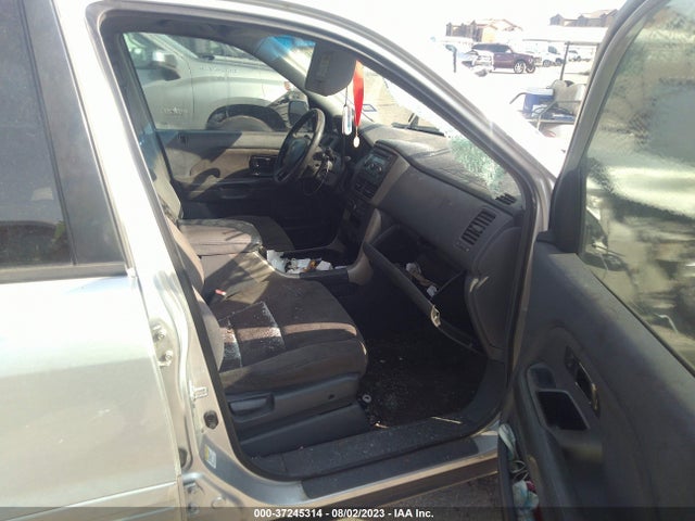 2006 HONDA PILOT EX VIN: 5FNYF28416B044250
