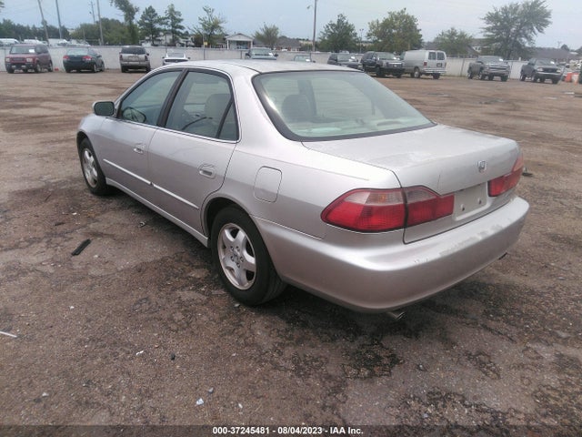 1998 HONDA ACCORD SDN EX VIN: 1HGCG1652WA003794