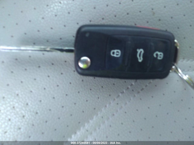 1VWAS7A35EC104616 Volkswagen Passat Wolfsburg Ed