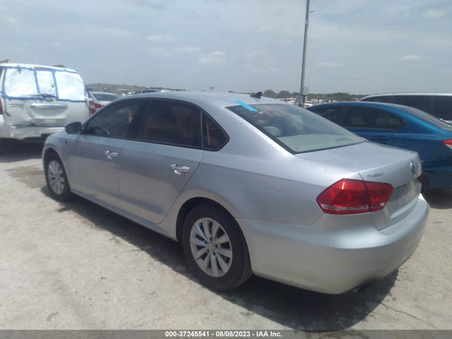 1VWAS7A35EC104616 Volkswagen Passat Wolfsburg Ed