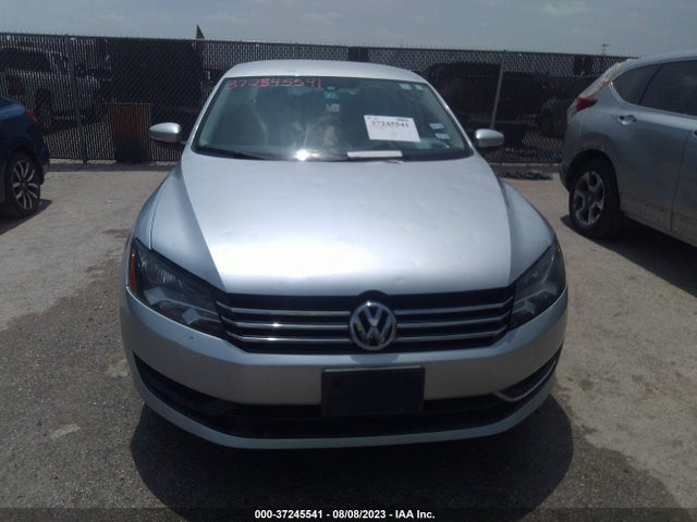 1VWAS7A35EC104616 Volkswagen Passat Wolfsburg Ed