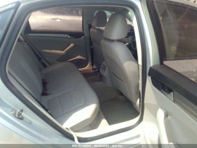 1VWAS7A35EC104616 Volkswagen Passat Wolfsburg Ed
