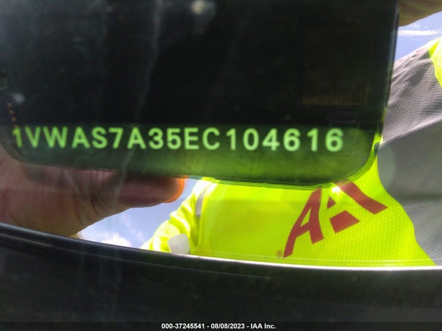 1VWAS7A35EC104616 Volkswagen Passat Wolfsburg Ed