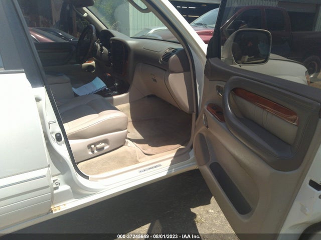 2001 LEXUS LX 470 VIN: JTJHT00W113501703