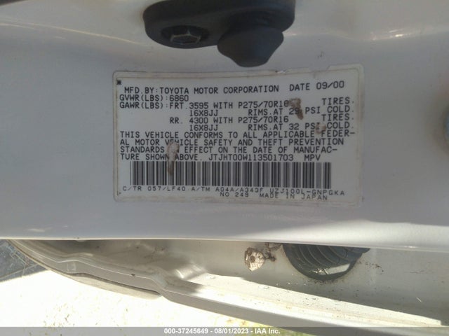 2001 LEXUS LX 470 VIN: JTJHT00W113501703